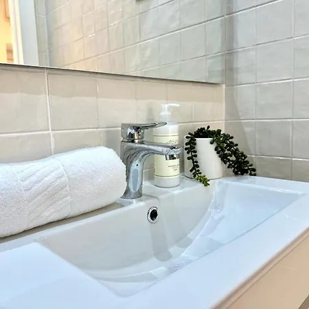 Cute 2 Mins From Apartamento Nazaré